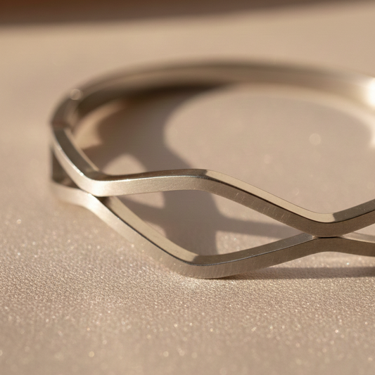 Astra Wave Cuff – Stainless Steel Minimal Bracelet