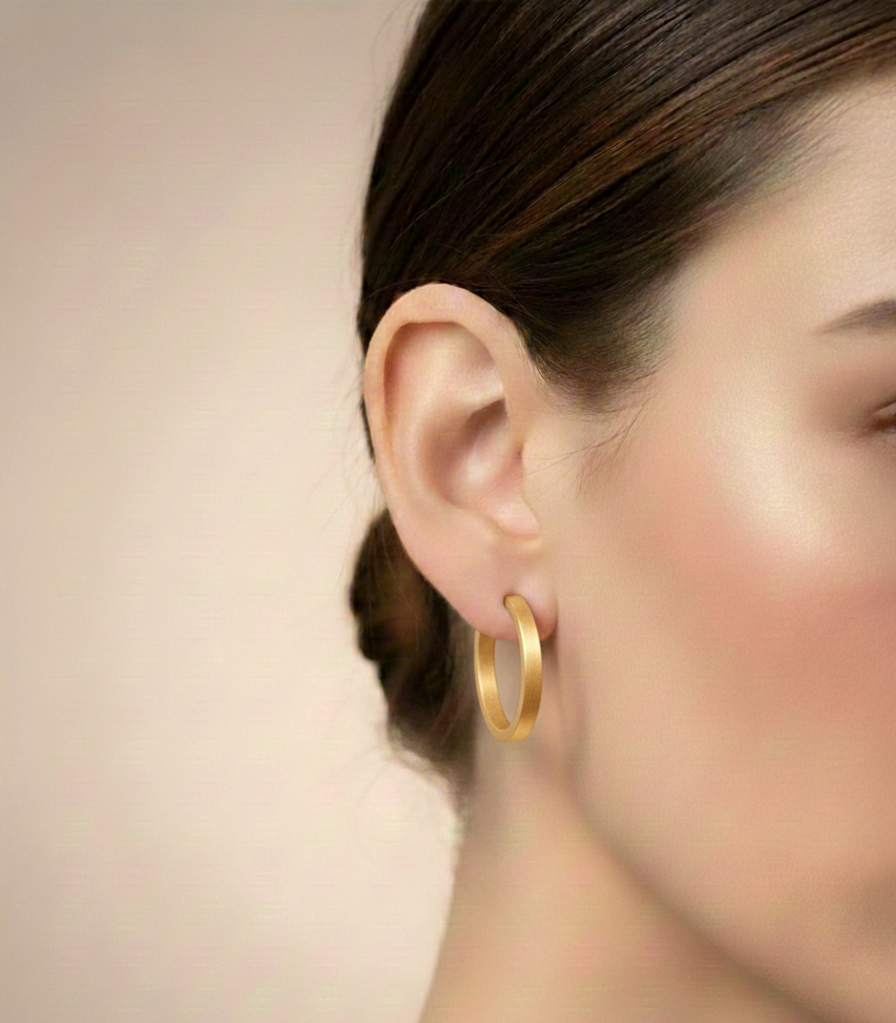 Classic Flat Edge Hoop Earrings – 20 mm