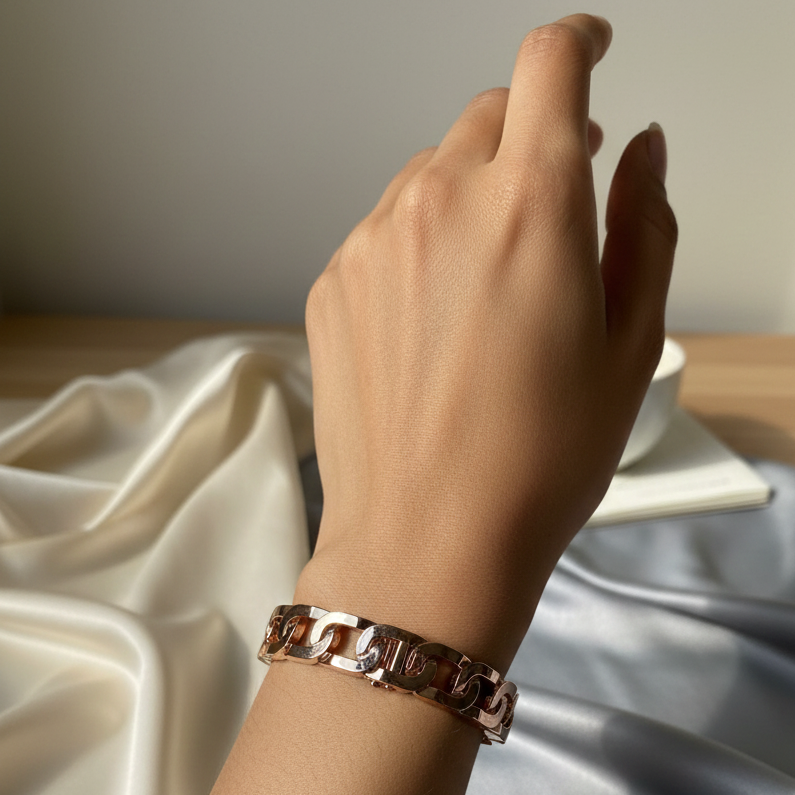 Vogue Chain Cuff