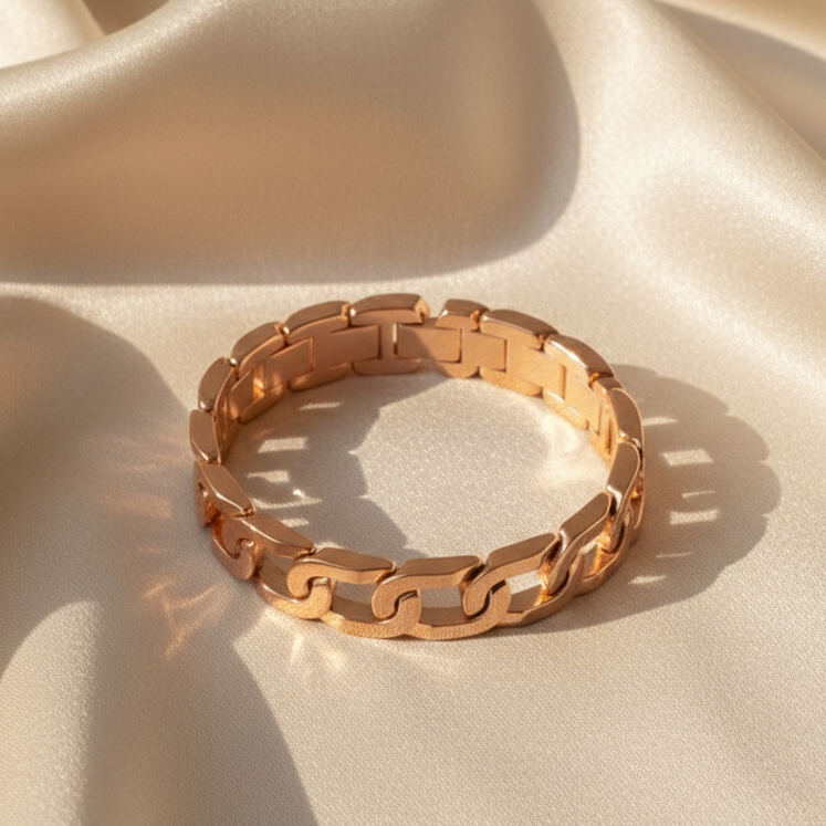 Vogue Chain Cuff